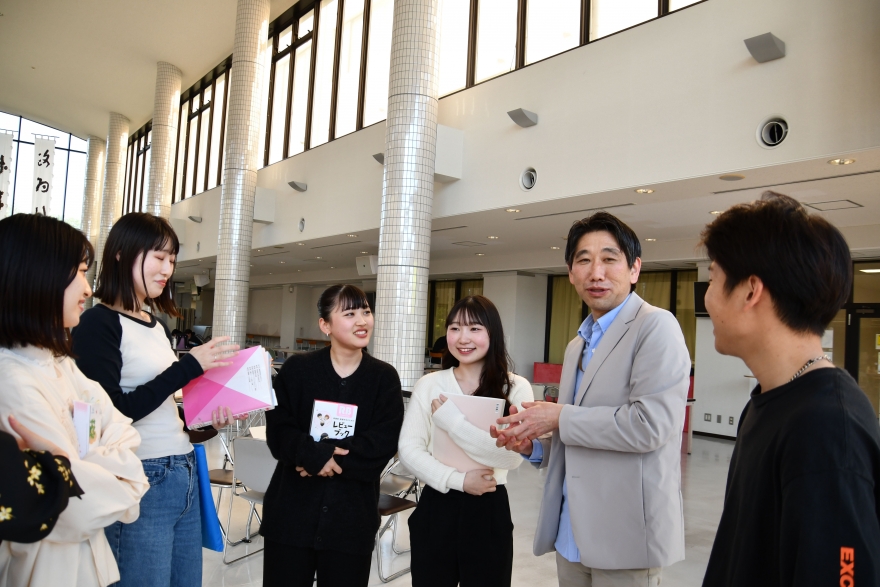上武大学